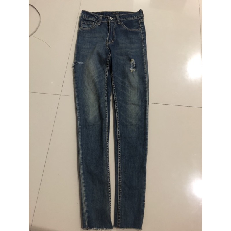 ส่งต่อกางเกงยีนต์ งานป้ายJeans Houseไม่เคยใส่