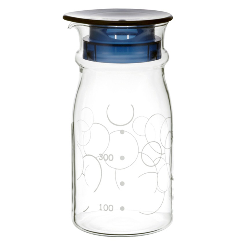 iwaki KBT2893-BLขวดน้ำพร้อมฝาขนาด 600 ml. - สีน้ำเงิน แก้วญี่ปุ่น ใสและเบามาก ใส่น้ำร้อนได้ มีส่งฟรี