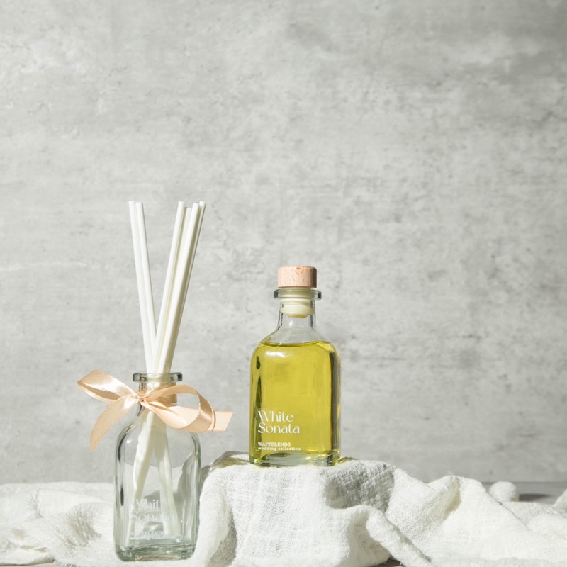White sonata Diffuser 110ml ก้านไม้หอม(พร้อมก้าน) Waftblends Wedding collection