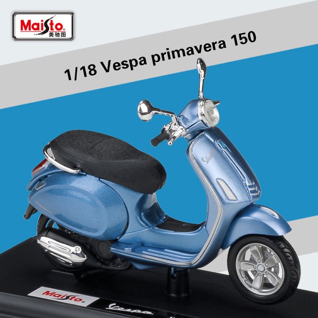 [Vespa] โมเดลรถเวสป้า Welly รุ่น 125 (1953) (scale1:18)  แฮนด์และล้อหมุนได้ ขาตั้งพับได้ สวย งานละเอียด - ของสะสม