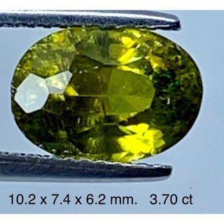 3.70 ct สปีเน่ แท้ ธรรมชาติ Natural Sphene Oval Loose Gemstone For Fine Jewelry