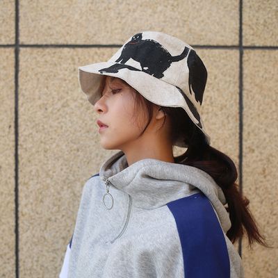 หมวกบักเก็ต ผ้าฝ้าย และผ้าลินิน พิมพ์ลายคิตตี้น่ารัก เข้ากับทุกการแต่งกาย สไตล์ชาวประมง สําหรับผู้ชาย และผู้หญิง - รูปที่ 2