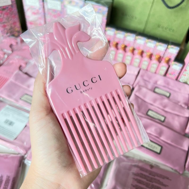 Gucci Beauty Comb & Floral Pouch Case