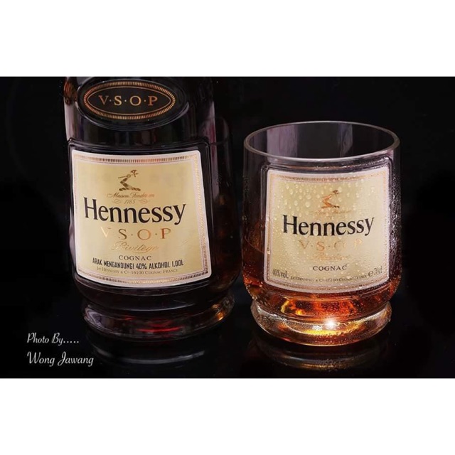 แก้วน้ำ Hennessy VSOP แก้วน้ำตัดจากขวดเหล้า