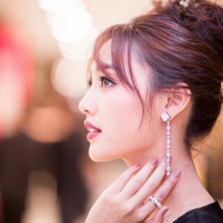 Luxury premium earring💎
ต่างหูงานพรีเมี่ยม made in Korea  เงินแท้ 92.5 %