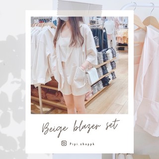 ชุดเข้าเซทbeige blazer set🤎เสื้อคลุมแขนสามส่วนมาพร้อมกับเสื้อสายเดี่ยวและกางเกงขาสั้น