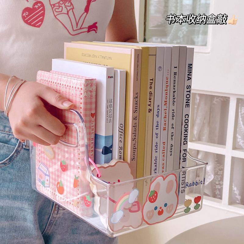 [ฟรีสติ๊กเกอร์] กล่องพลาสติกใสหูหิ้ว 3 ขนาด สำหรับจัดระเบียบบนโต๊ะ