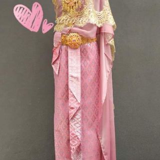 ชุดไทยเจ้าสาวสีกลีบบัวพร้อมเครื่องประดับครบเซต