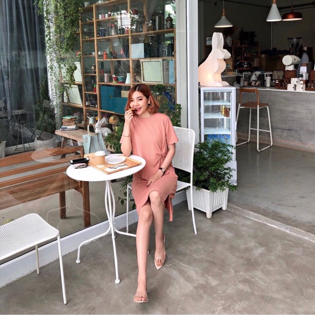 Gi-ANTS      เดรสคอกลมแขนสั้นตัวยาว บิดมัดข้าง ผ้าเรย่อน CARDIGAN_NISTA​ (GIAA3C)
