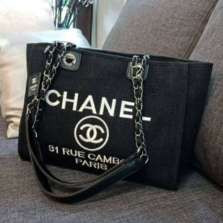 Chanel Canvas Handbag Bag  กระเป๋าทรง TOTE