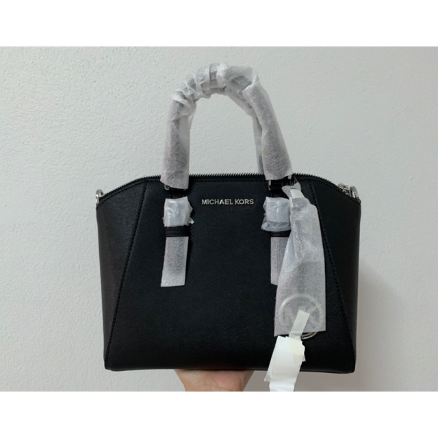 New! Michael Kors Ciara Medium Messenger bag สีดำอะไหล่เงิน
