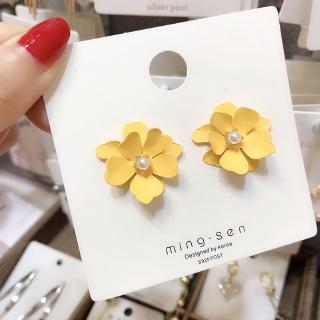 Beauty Petal Flower Earrings Pearl Fashion New Girl Ins