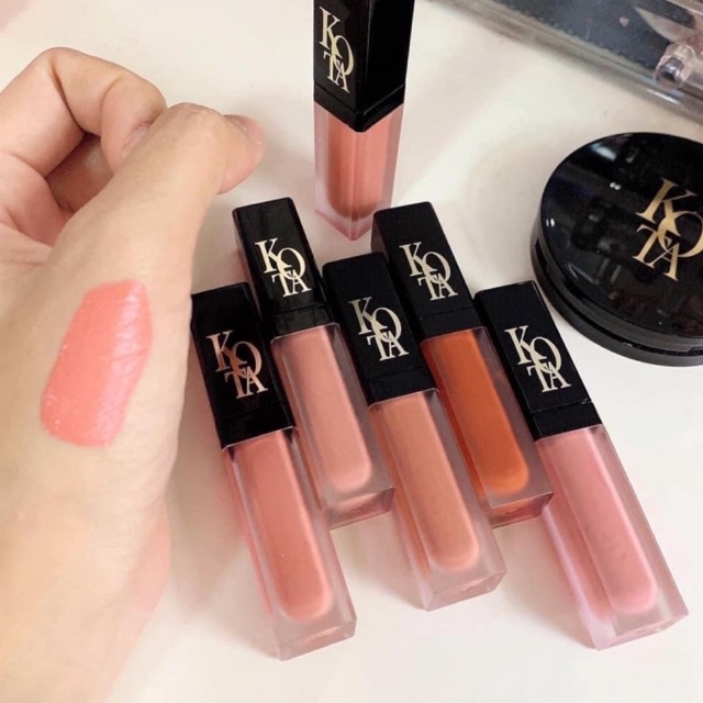 ∞𝐓𝐡𝐞 𝐙𝐨𝐨𝐦∞ 𝗦𝗔𝗟𝗘 ลิปครีมมี่แมท💋 ติดทนนาน 4 สีใหม่ สีสวยหวาน ละมุน ไม่ตกร่อง | KOTA TINT