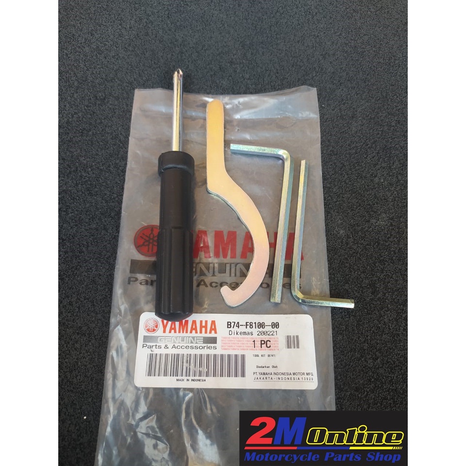 B74-F810-00 ชุดเครื่องมือ XMAX 250 ไขควง L Key Original YGP