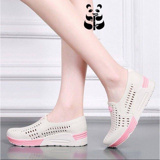 รองเท้ายาง สีหวาน นุ่มสบาย ใส่หน้าฝน ส่งไว ส่งด่วน 2-3วันถึง…