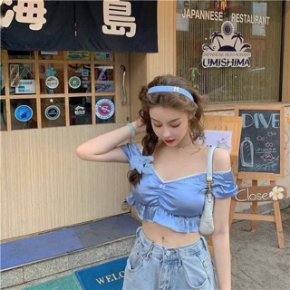 Crop top 🌊 ครอปซาตินเปิดไหล่ - ploylalyn