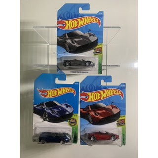 Hotwheels set of 17 Pagani Huayra Roadster