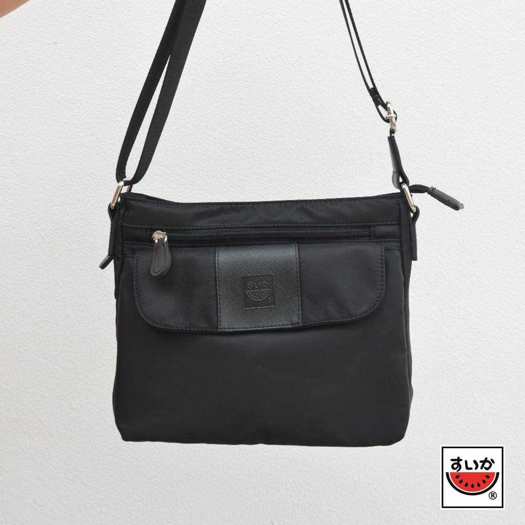 แตงโม (SUIKA) - กระเป๋าสะพายข้าง multi-zip travel bag สีดำ (PR.B-60100)