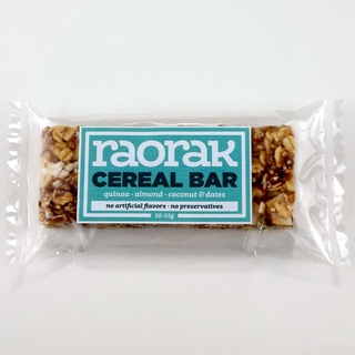 RAORAK Cereal Bar เรารัก ซีเรียลบาร์ ข้าวคีนัว เมล็ดอัลมอนด์ เกร็ดมะพร้าว อิทผาลัม - ไม่เติมน้ำตาล