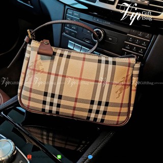 BURBERRY HAND BAG VIP วัสดุทำจากหนังPVC ลายแบบฉบับแบรนด์ ตัวกระเป๋าอยู่ทรงสวย