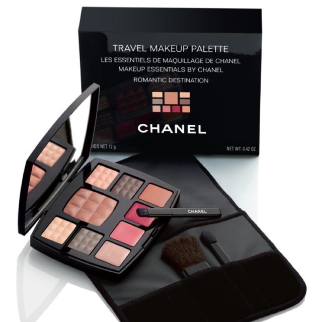 Chanel Travel MakeUp Palette Romantic Destination (ราคาตั้งต้นประมาณ 3000บาท)