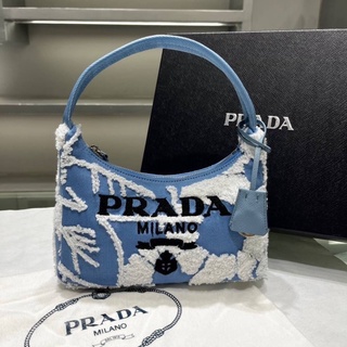 🔥🔥พร้อมส่งPrada Re-Edition 2000 embroidered drill mini-bagเทพ