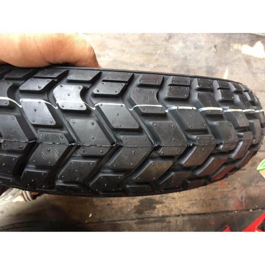 ยางกึ่งวิบากขนาด 130/80-12 ลาย M Traker หนึบ เข้าโค้งดี ไม่มีลื่น ยี่ห้อ FUJIYMA ลาย M Traker 130/80
