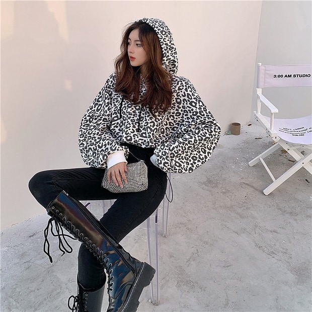 🐯เสื้อกันหนาว ลายเสือ มีฮู้ด เสื้อกันหนาวครึ่งตัว 53DEC20