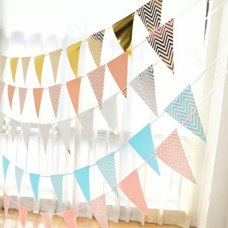 TRIANGLE BANNER/BIRTHDAY FLAG/BUTUNG FLAG
