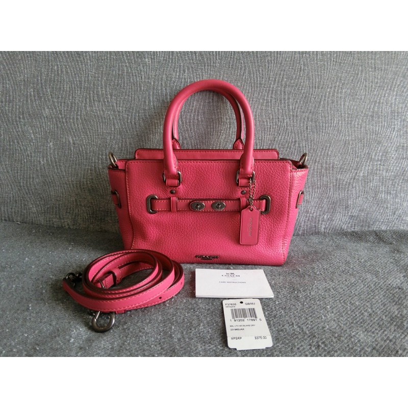 Coach swagger mini dark pink จากshop USA🇺🇸used good condition อุปรณ์ครบ การ์ด ป้าย