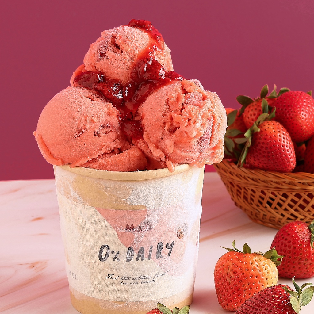ไอศครีมสตรอเบอรร์รี่ซอร์เบต (Strawberry Sorbet) 16oz.  - Muse Icecream