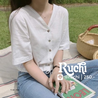 RUCHI crop white เสื้อเชิ้ตสีขาว แต่งระบายคอ ครอป ผ้าคอตตอน ใส่สบาย เท็กเจอร์คล้ายลินิน ผ้าไม่คัน ตรงเอวมีเชือกรูด เรียบ