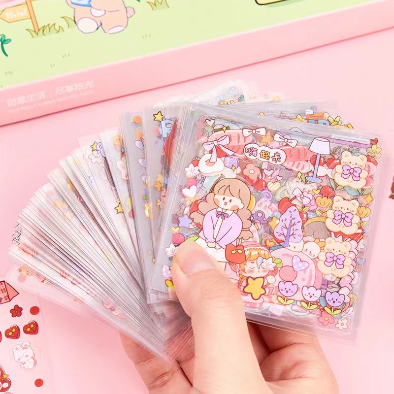 สติ๊กเกอร์ 100แผ่น พร้อมกล่อง 🧡 Sticker ชุด PVC PET น่ารักกันน้ำ ตกแต่ง ไดอารี่ สติกเกอร์ไดคัท ลายน่ารัก