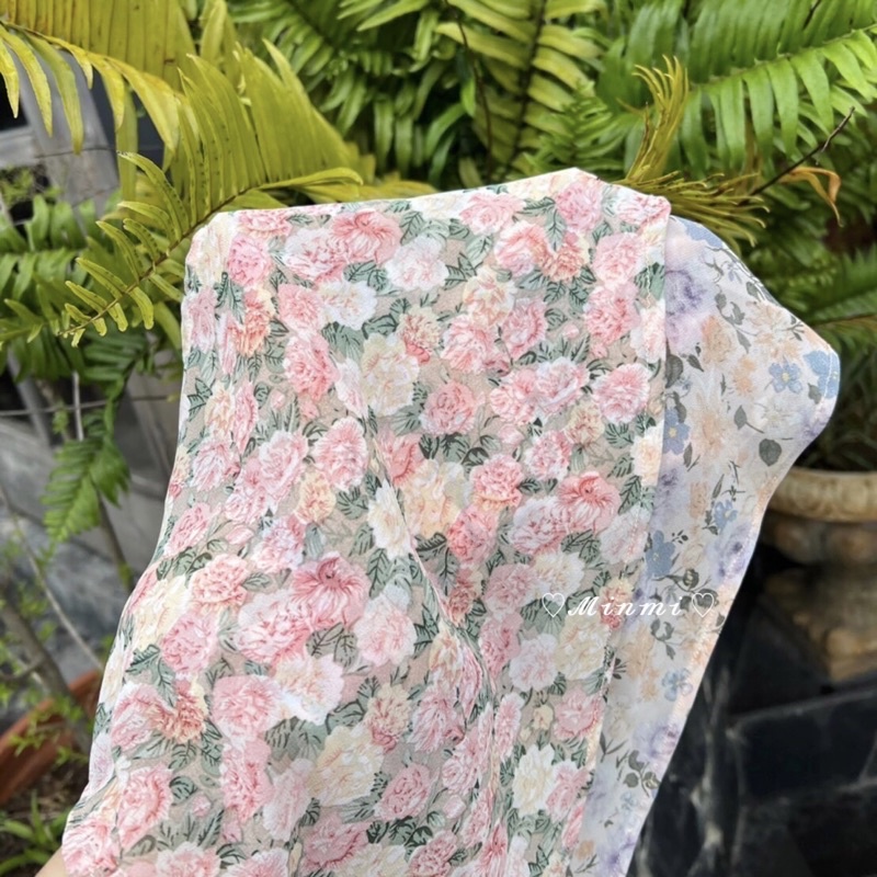 MINMI สินค้าพร้อมส่ง Flower ผ้าสามเหลี่ยมชีฟองดอกไม้ทั้งสวน