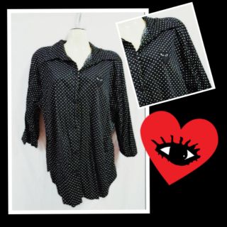 เสื้อเชิ้ตสีดำ ลายจุด คนอวบ