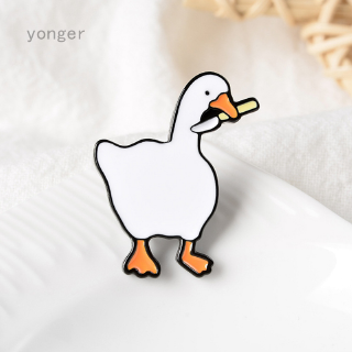 Fashion Goose  Enamel Brooch Pins Metal Alloy Fashion Jewelry Lapel Pins Badges Accessories