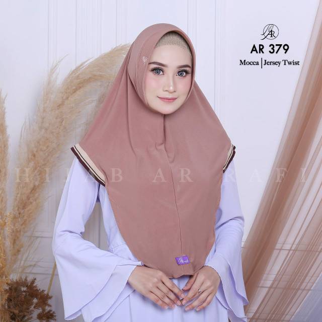 อาร์ 379 อาร์ราฟิ***