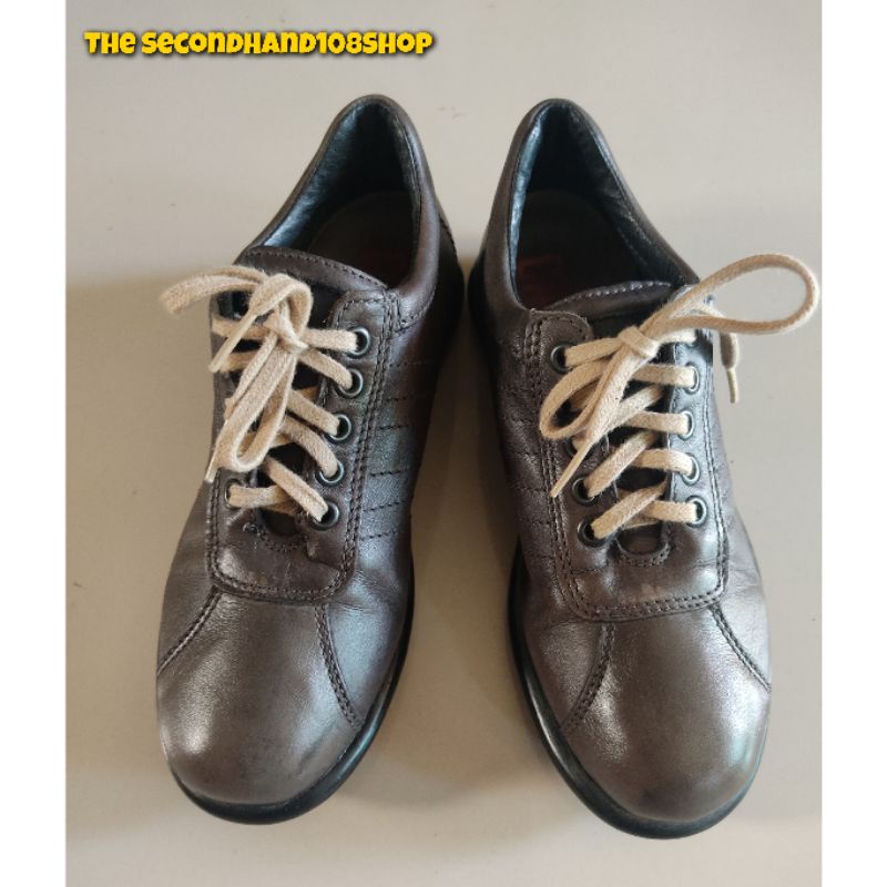 🔥Hot Sale🔥รองเท้า CAMPER, Made in Spain, Size 37.5 or 5 US(*มือสอง*)