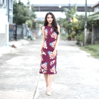 Jasmine burgundy floral