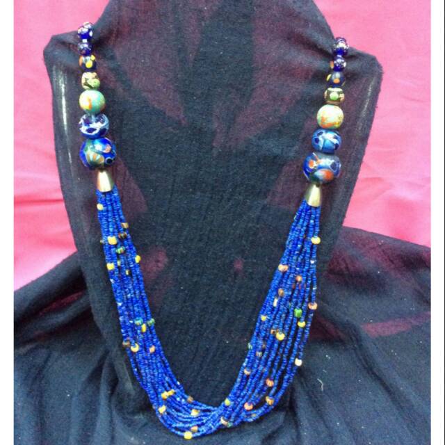 สร้อยคอลูกปัดหิน dayak ชาติพันธุ์ (KSM05)