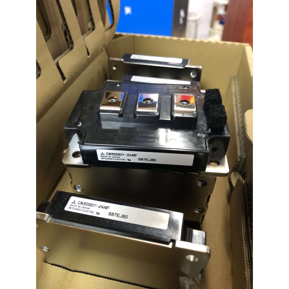 YY YOUYUANDA CM300DY-24NF CM300DY-24H โมดูลพลังงาน IGBT ใหม่ต้นฉบับ