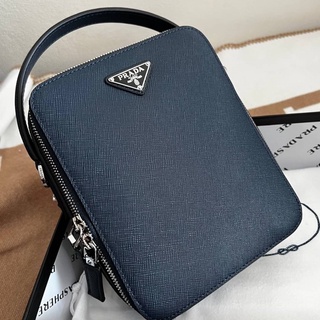 PRADA BRIQUE HANDLE MAN BAG SAFFIANO 💚