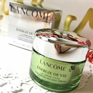 ครีมบำรุงผิวเพื่อเติมน้ำสู่ผิวที่แห้งกร้าน Lancome