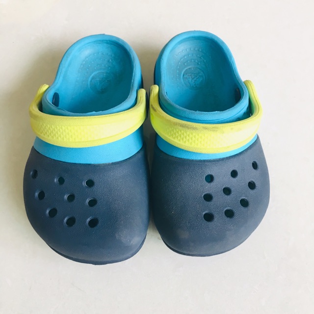 รองเท้า crocsของเด็ก