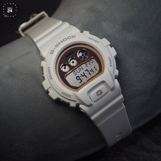 DW-6900 สีขาวหน้าโรสโกล