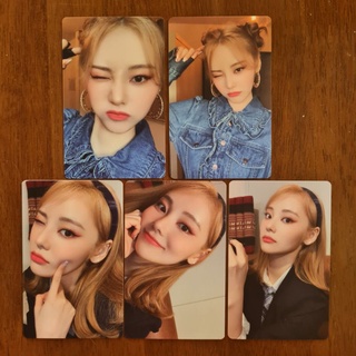 [แท้/พร้อมส่ง​] โฟโต้การ์ด Photocard จินโซล Jinsoul LOONA 2022 Seasons Greetings Class of 2022