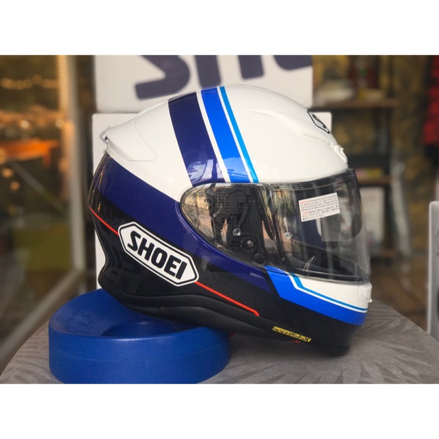 Shoei Z7 Philosopher TC2