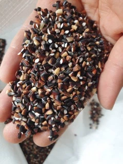 NANA RICE ปลายข้าวเหนียวดำ อัดสุญญากาศ 500กรัม