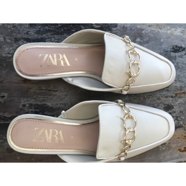 รองเท้าลอฟเฟอร์หนังเปิดส้น(zara)