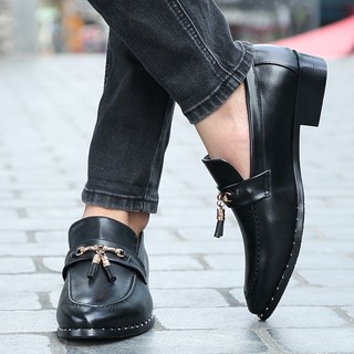 รองเท้าแฟชั่น ผู้ชาย รองเท้าหนังแบบสวม Mens fashion shoes, leather-wear shoes Lightweight